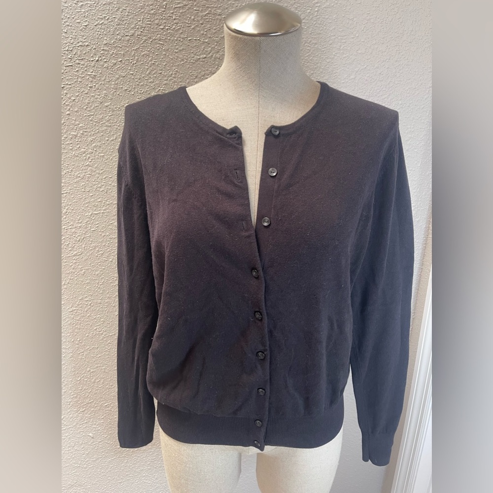 NWOT H&M Basics Long Sleeve Button Cardigan